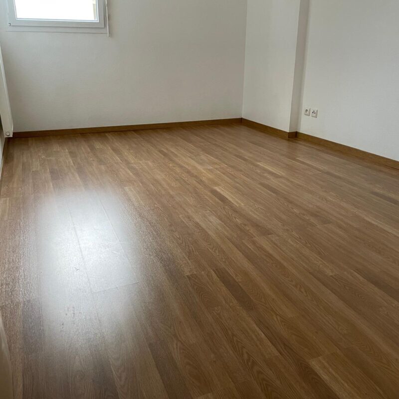 Spécialiste des revêtements de sol : pose de parquet et carrelage autour de Mulhouse et Saint-Louis Guebwiller